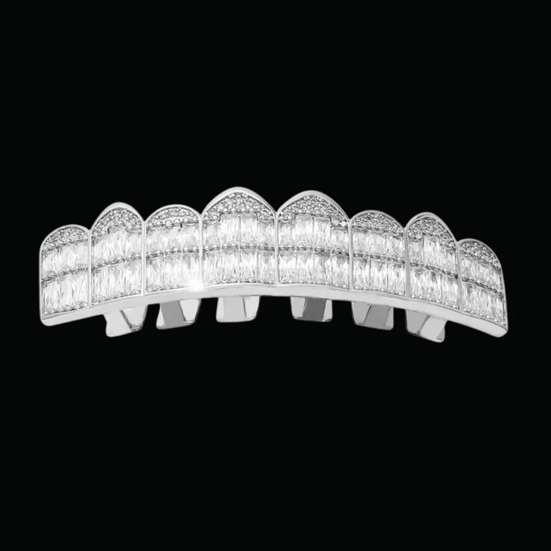Punk Teeth Iced Out Grillz - Cartice™LuxuryJewelryGoldSilverWatchBraceletNecklaceChainIced-outCubanMoissaniteTarnish-freeStainlessDurablePremiumShinePlatedStatementDiamondAffordable