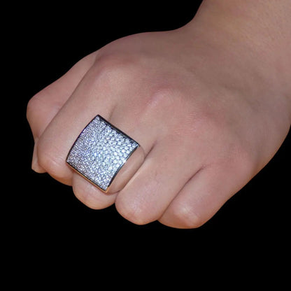 Oval Square Iced Out Ring - Cartice™LuxuryJewelryGoldSilverWatchBraceletNecklaceChainIced-outCubanMoissaniteTarnish-freeStainlessDurablePremiumShinePlatedStatementDiamondAffordable
