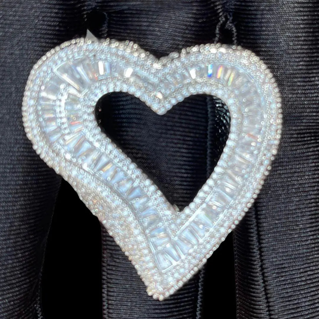 Open Heart Iced Out Ring - Cartice™LuxuryJewelryGoldSilverWatchBraceletNecklaceChainIced-outCubanMoissaniteTarnish-freeStainlessDurablePremiumShinePlatedStatementDiamondAffordable