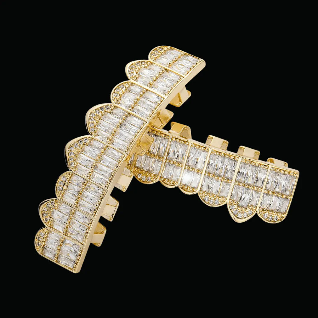 Punk Teeth Iced Out Grillz - Cartice™LuxuryJewelryGoldSilverWatchBraceletNecklaceChainIced-outCubanMoissaniteTarnish-freeStainlessDurablePremiumShinePlatedStatementDiamondAffordable